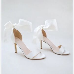 Kaileep ivory heels